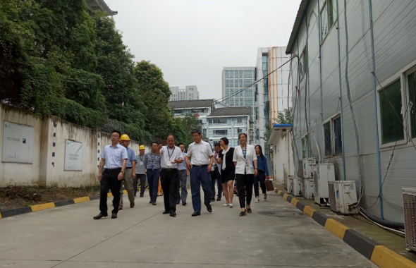 市委國資國企工委副書記宋輝赴万博全站APP官网登录集團檢查“防風險 保安全 迎大慶”工作